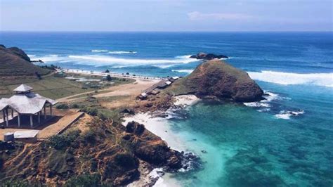 Destinasi Adventure yang Populer di Indonesia Rute Menuju Pantai Seger